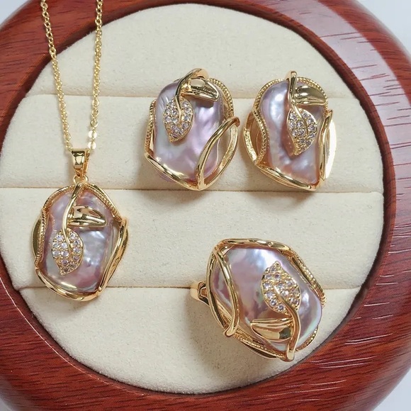 Authentic freshwater baroque pearl jewelry 3 Pieces Set:Necklace&Ring&Earrings - Picture 3 of 12